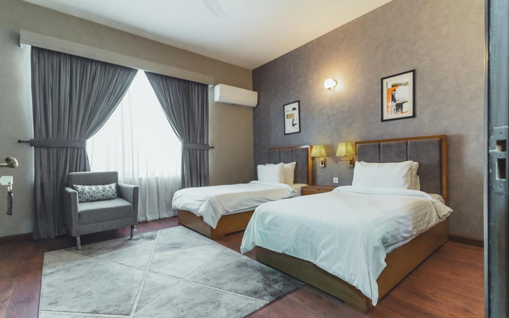 Hillside Residence E-7 By Paramount Hospitality Islamabad Ngoại thất bức ảnh